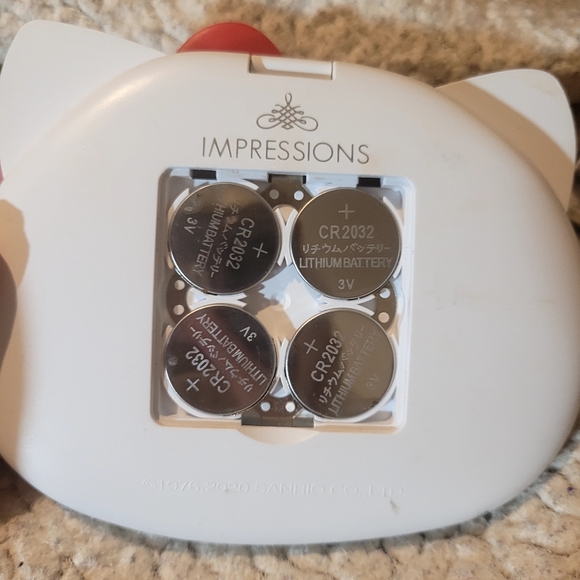 Impressions Hello Kitty Compact Mirror - Picture 4 of 4